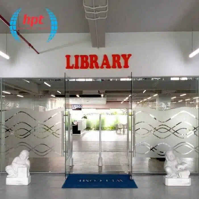 Lắp đặt cổng từ an ninh cho thư viện của Đại học FPT