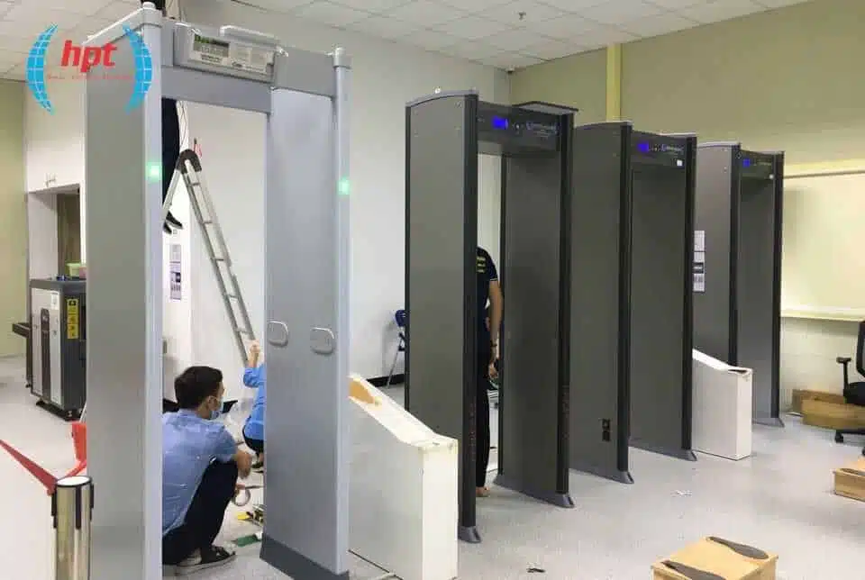 Cổng từ an ninh sân bay là gì? Tại sao phải lắp đặt cho sân bay?