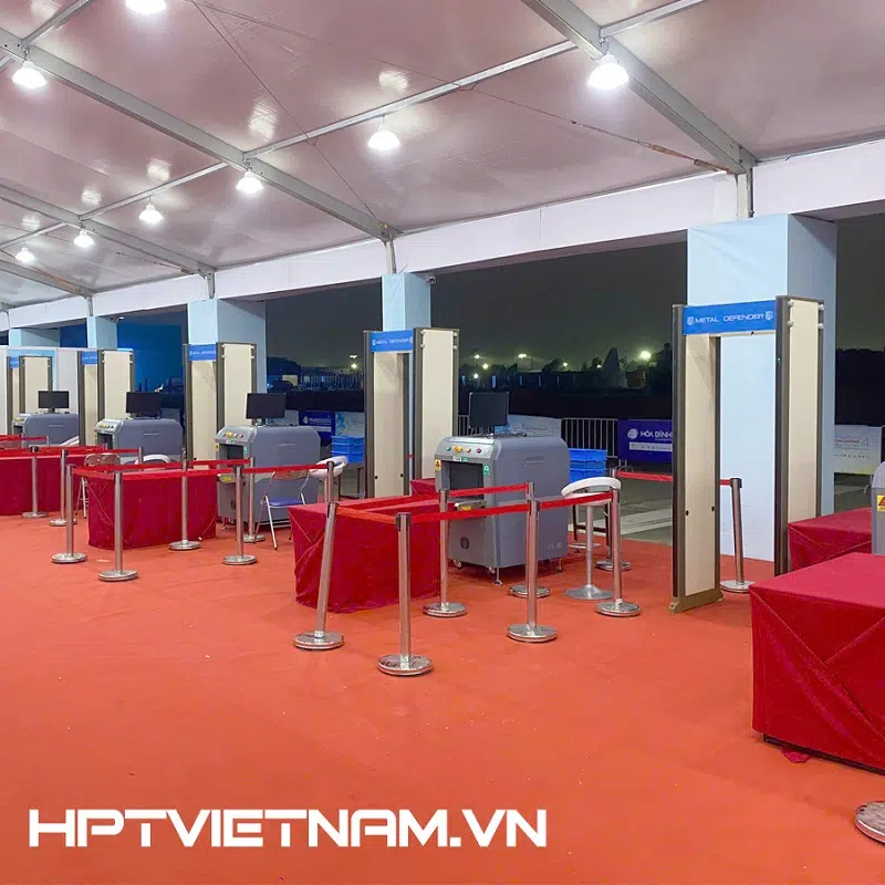 HPT Việt Nam lắp đặt máy soi hành lý kết hợp cổng dò kim loại tại Triển lãm quốc phòng quốc tế Việt Nam HPT Việt Nam lắp đặt máy soi hành lý kết hợp cổng dò kim loại tại Triển lãm quốc phòng quốc tế Việt Nam