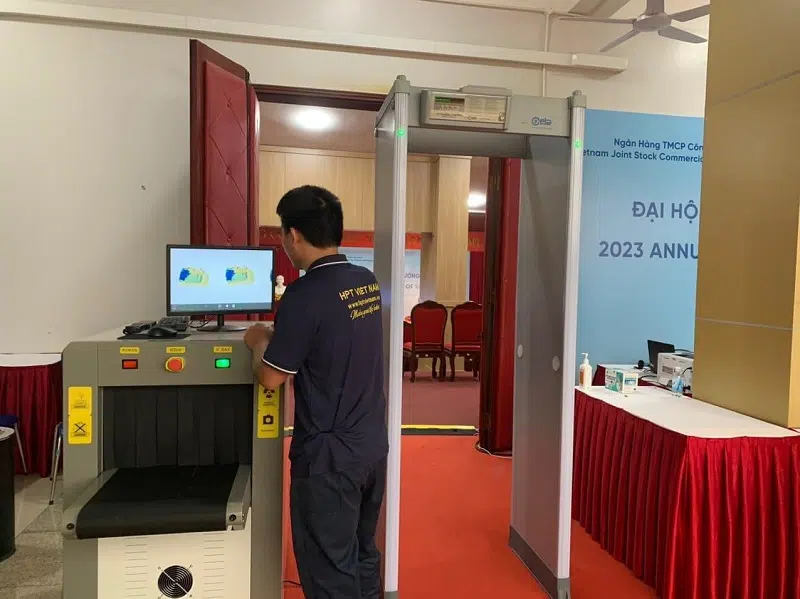 hpt viet nam cung cap may soi hanh ly cho viettinbank 1 1