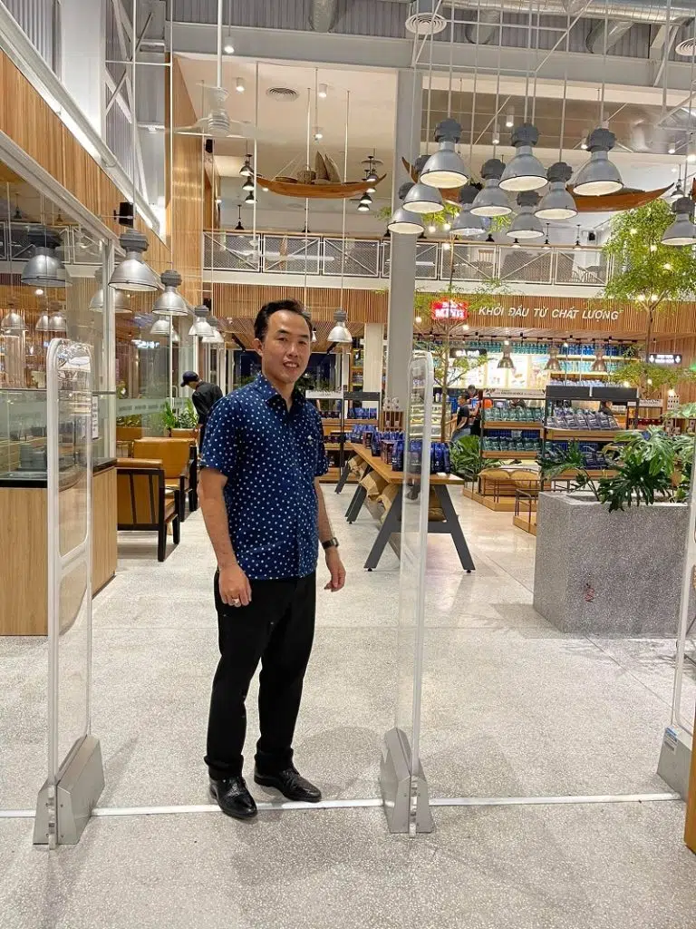 hpt viet nam lap dat cong tu an ninh cho chuoi cafe bao minh 1