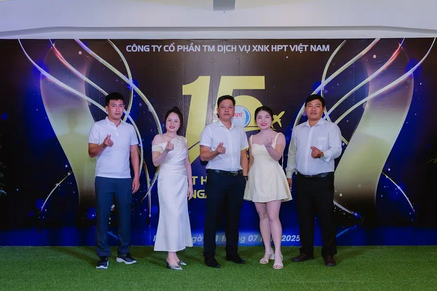 teambuilding gala hptivetnam 15years 15