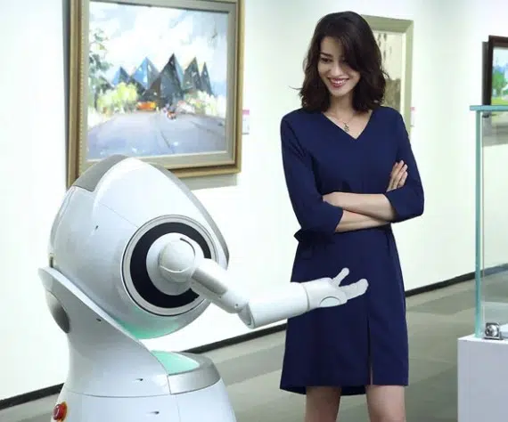 Robot dịch vụ UBTech CRUZR 10 btech cruzr hptvietnam 5