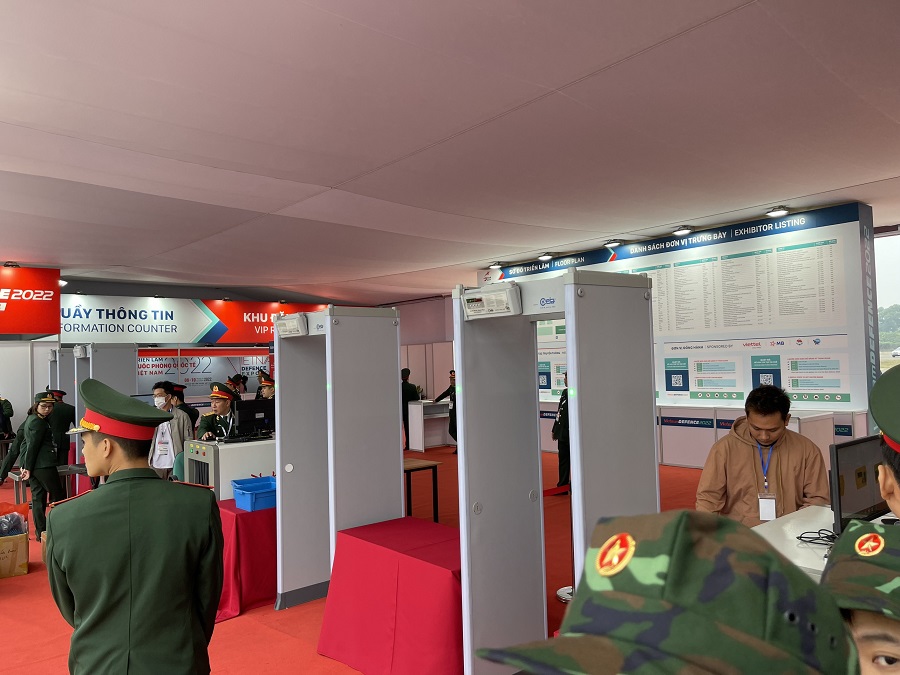 HPT Việt Nam – Dịch Vụ Cho Thuê Cổng Dò Kim Loại 14 cho thue cong do kim loai hptvietnam 4